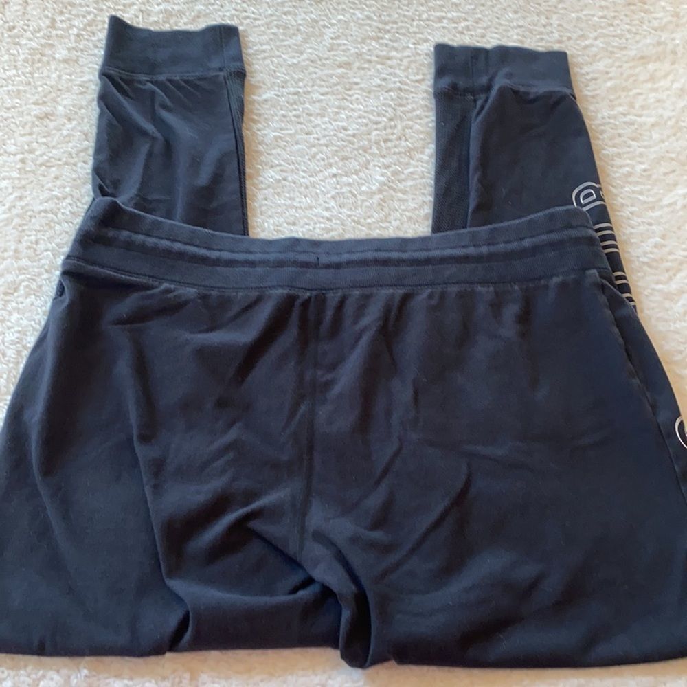 Under Armour UA fitted black joggers size large - Picture 3 of 9